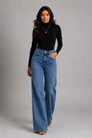 Blusa Gola Alta Essence™ — Sofisticação que Envolve Você
