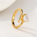 Anel Lumina™ — Elegância Que Brilha em Cada Movimento